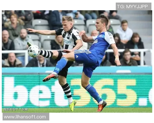 斯旺西主场迎战纽卡斯全力争胜展现英超激情对决